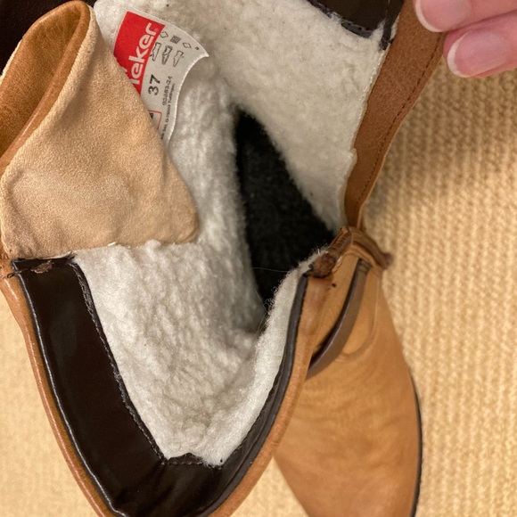 Cozy lined leather boots - Picture 7 of 8